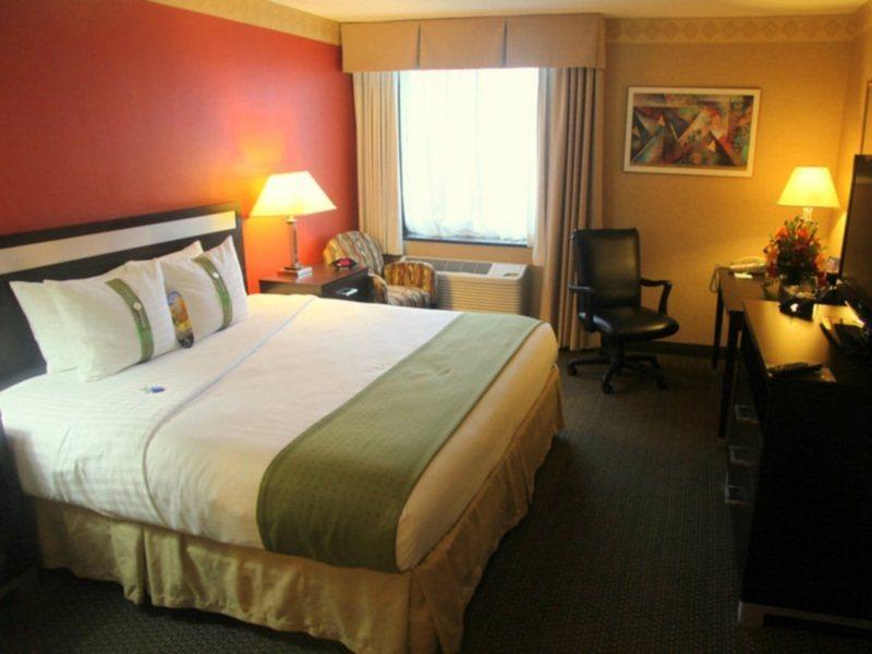 The Laguardia Hotel Нью-Йорк Экстерьер фото